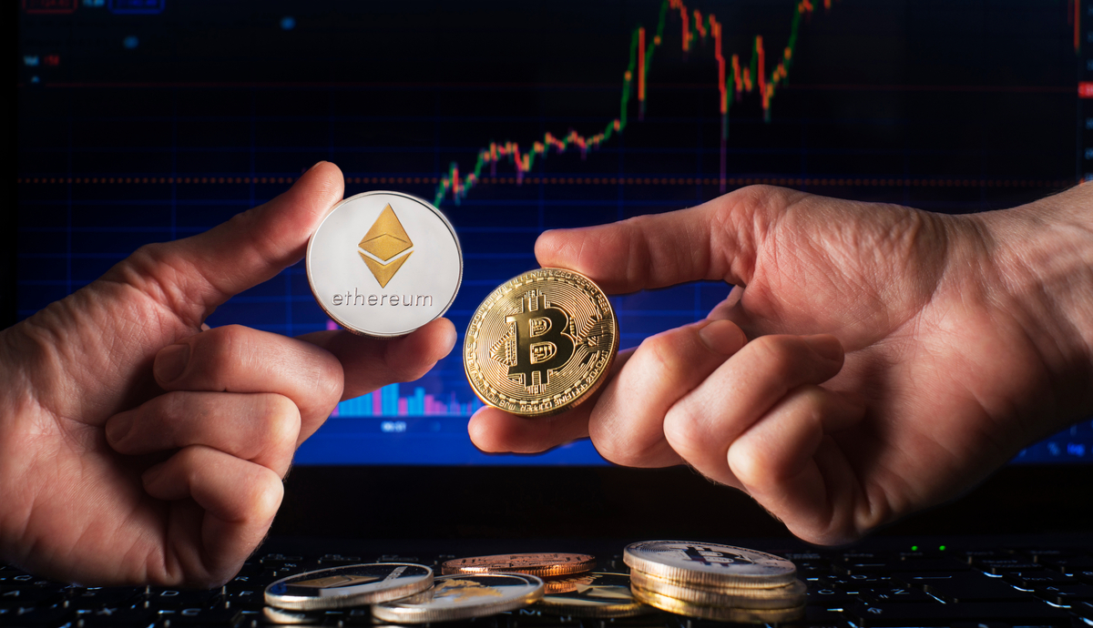 Semana cripto: Bitcoin (BTC) e Ethereum (ETH) ensaiam recuperação à medida que Fusão se aproxima