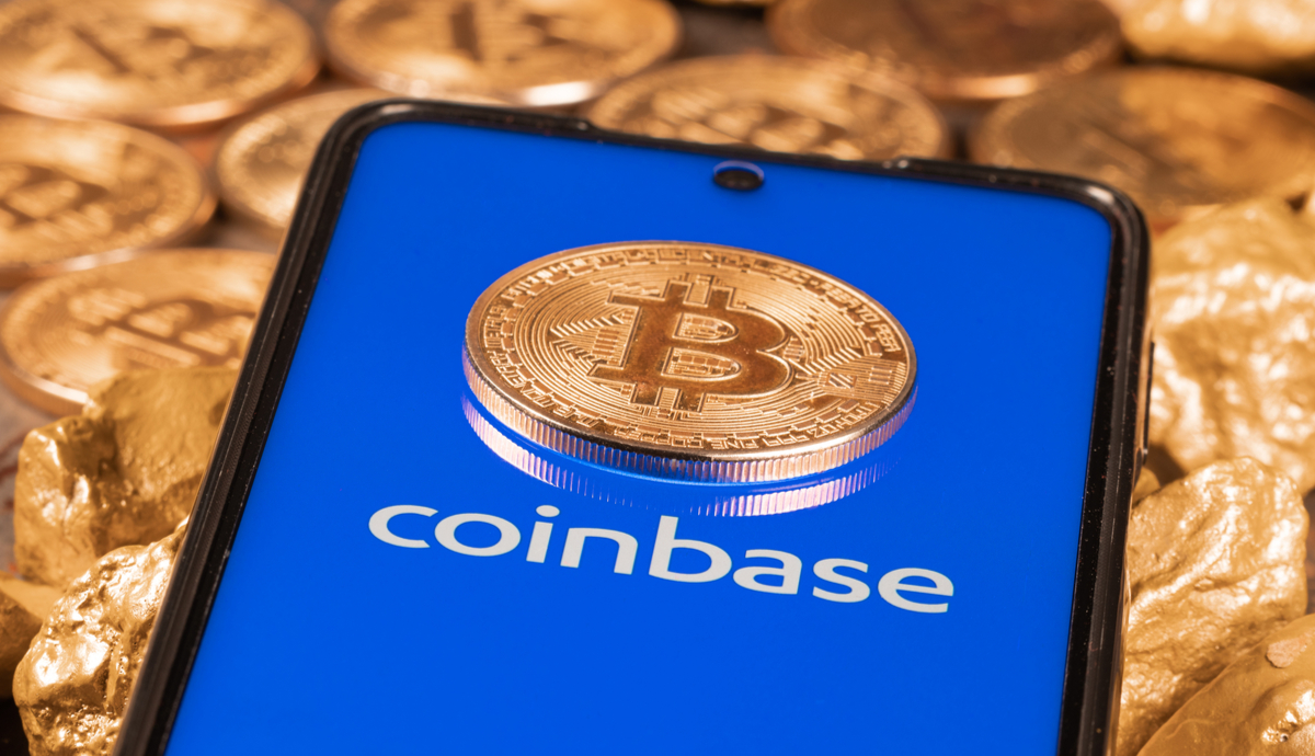 Coinbase deixa de ser a corretora com mais bitcoin do mundo em meio a rumores de insolvência, mostra analista