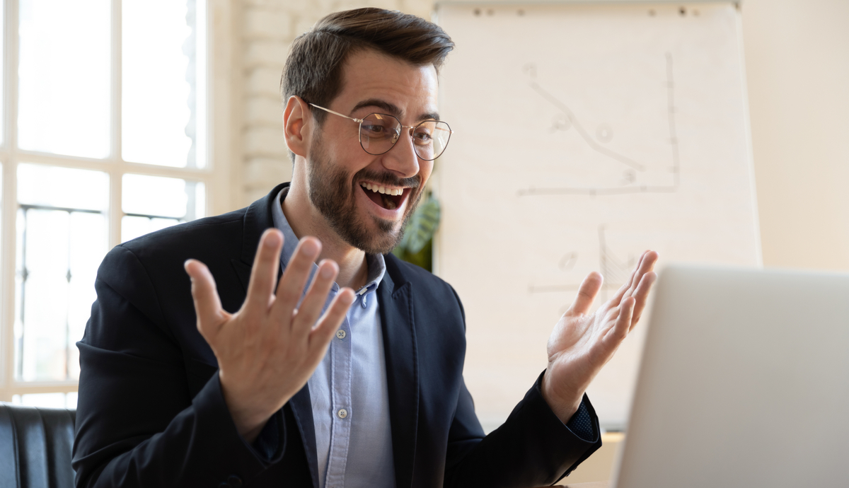 Manhã Cripto: Bitcoin (BTC) dá maior salto diário em seis semanas com euforia sobre juros nos EUA