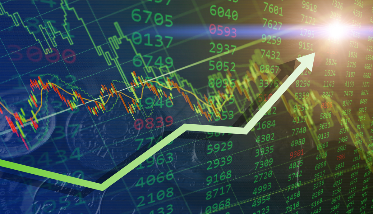 Manhã Cripto: Bitcoin (BTC) e Ethereum (ETH) sobem quase 5%; corretoras em dificuldade tentam retomar saques de clientes