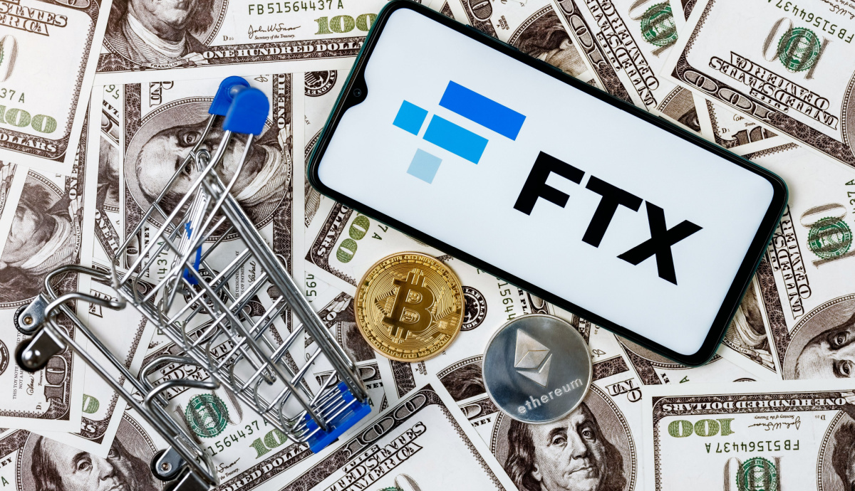 FTX vence disputa com Binance e compra plataforma que congelou saques de clientes por R$ 7 bilhões