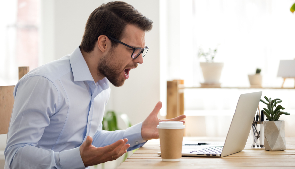 Manhã Cripto: Bitcoin (BTC) volta a cair e fica abaixo dos US$ 19 mil; Ethereum (ETH) derrete quase 9% após problemas técnicos em atualização