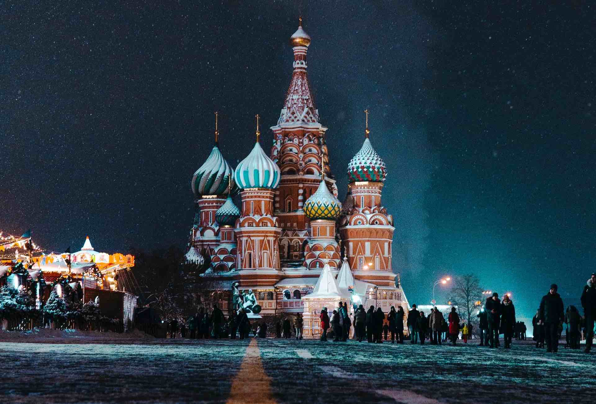 Ministro de Hacienda de Rusia aboga por una regulación apropiada en lugar de prohibir las criptomonedas en el país