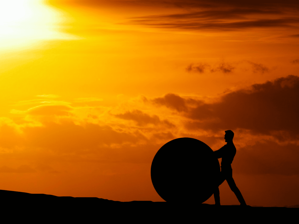 Evaluating why Polkadot [DOT] is struggling to regain support levels